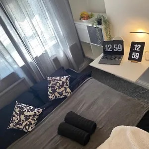 Cosy Flat In Bed & Breakfast